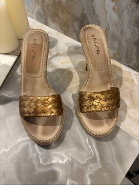 Unisa Metallic Gold Woven Espadrille Slide Mules